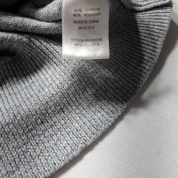 Colours Alexander Julian Gray V-Neck Sweater Knit Classic - Picture 6 of 7